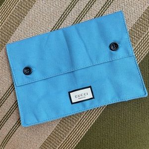 Brand new: Gucci makeup bag